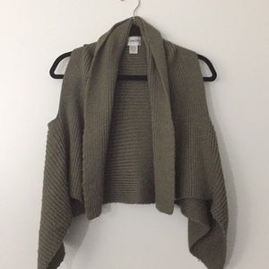 Sleeveless wrap